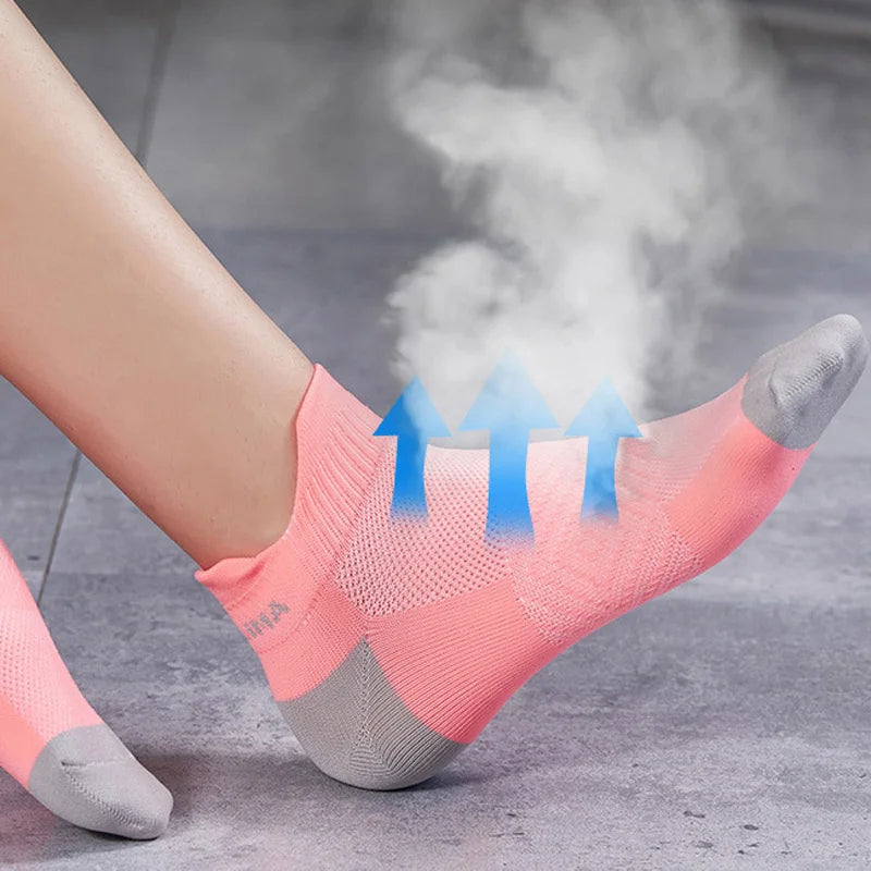 Athletic Nylon, Bright Colour, Outdoor, Breathable, Quick-Drying Ankle Socks - Gears For Runners / Rungear
