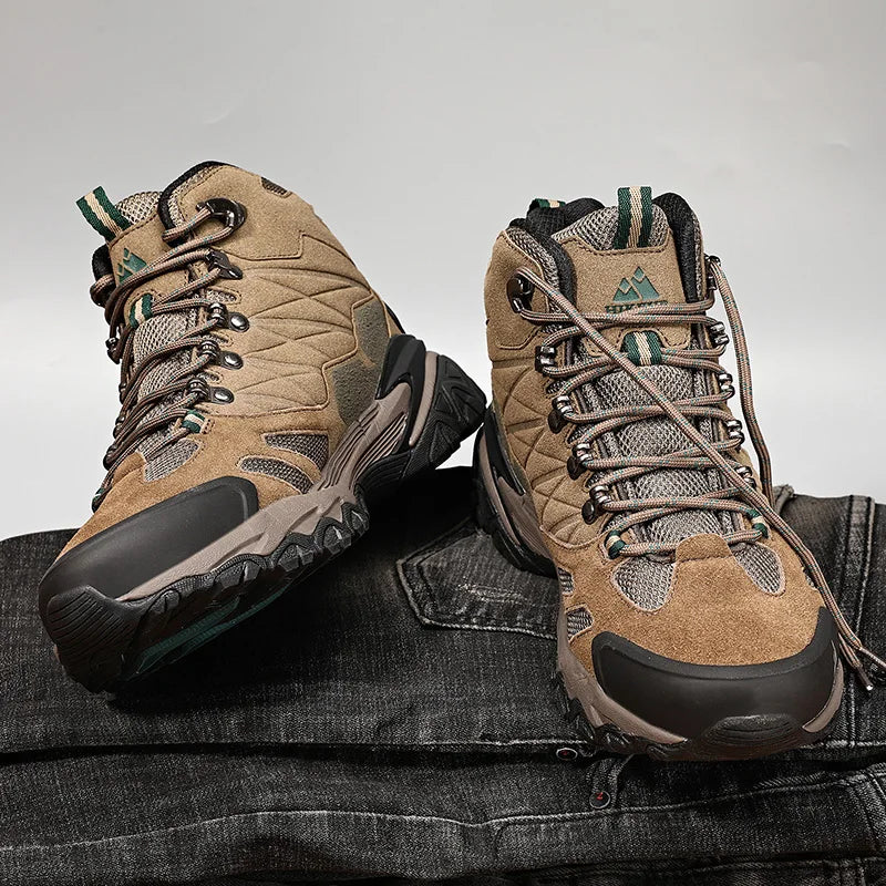 Men's Hiking Shoes: Winter Resistant, Suede, High-Top Hiking Boots / Rungear