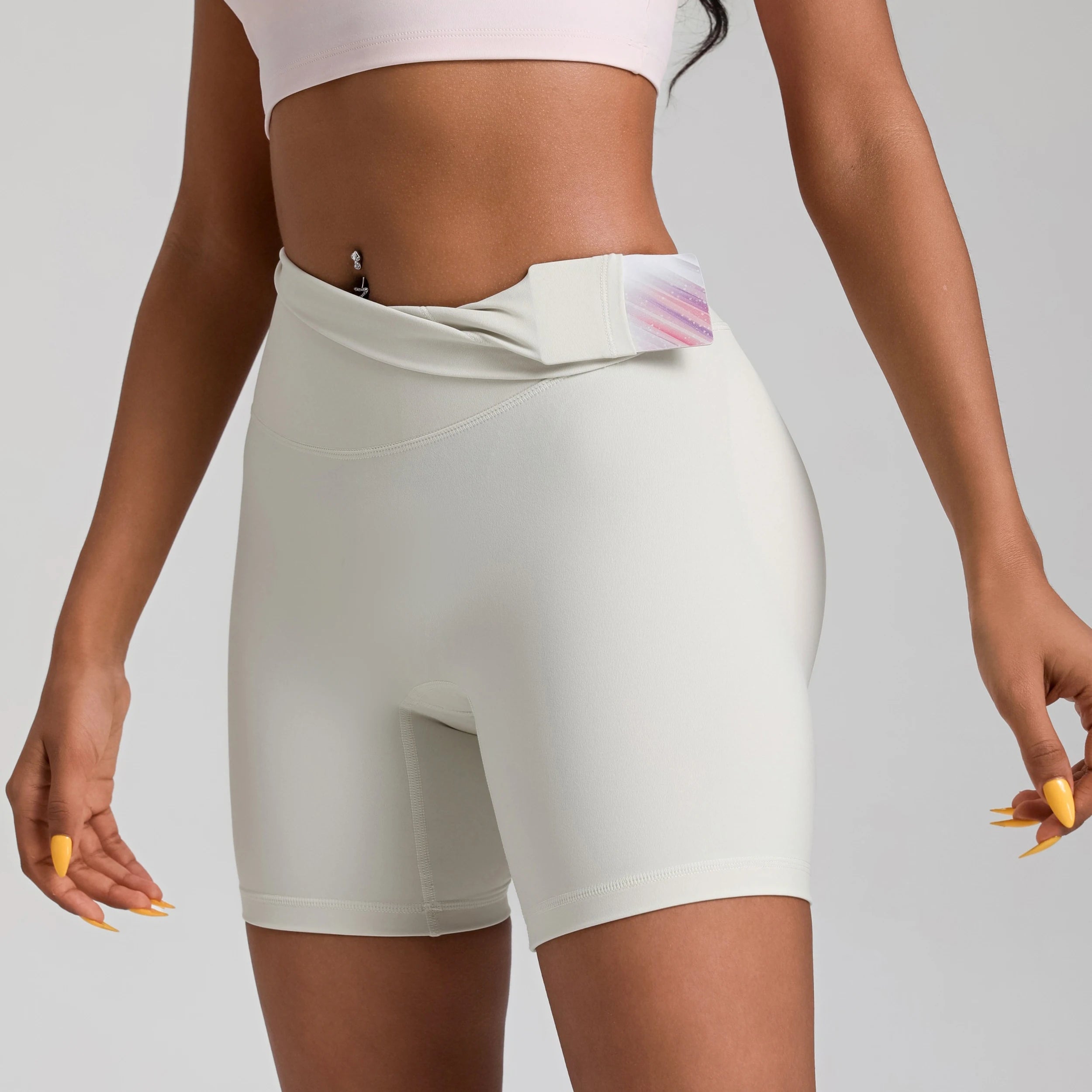 Women's Shorts Apparel: Solid Colour, High Waist, Comprehensive Fitness Sports Training Shorts with Internal Pocket / Rungear
