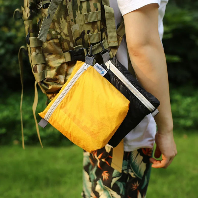 Waterproof Nylon Hook Pouch | Clip-On Organiser for Outdoor & Travel | RUNGEAR