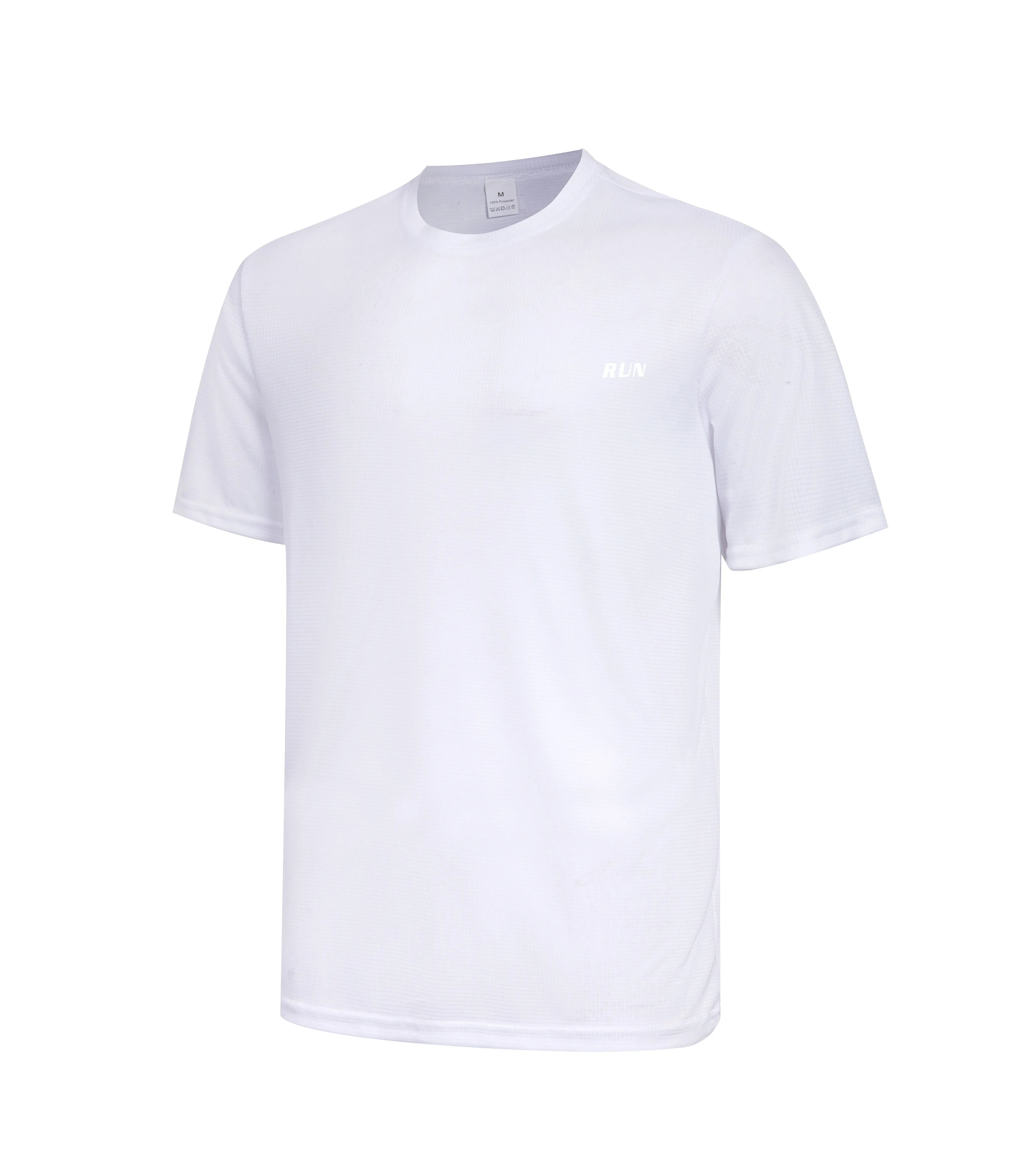Men's Moisture-Wicking Apparel: Quick-Dry, Lightweight, Short Sleeve, Round Neck T-Shirt / Rungear