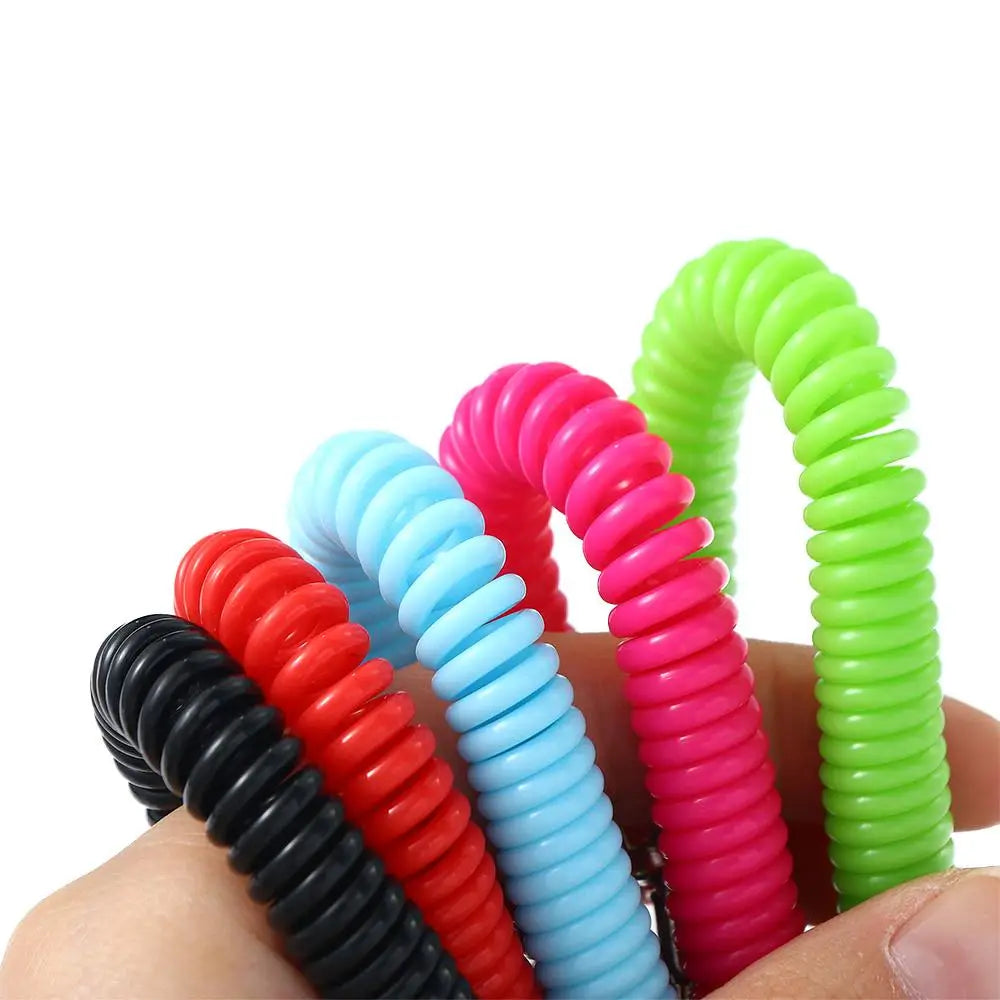 Elastic Coil Spring Wrist Keychain – Stretch Spiral Wristband Key Ring for Running, Gym & Outdoor Use | RUNGEAR