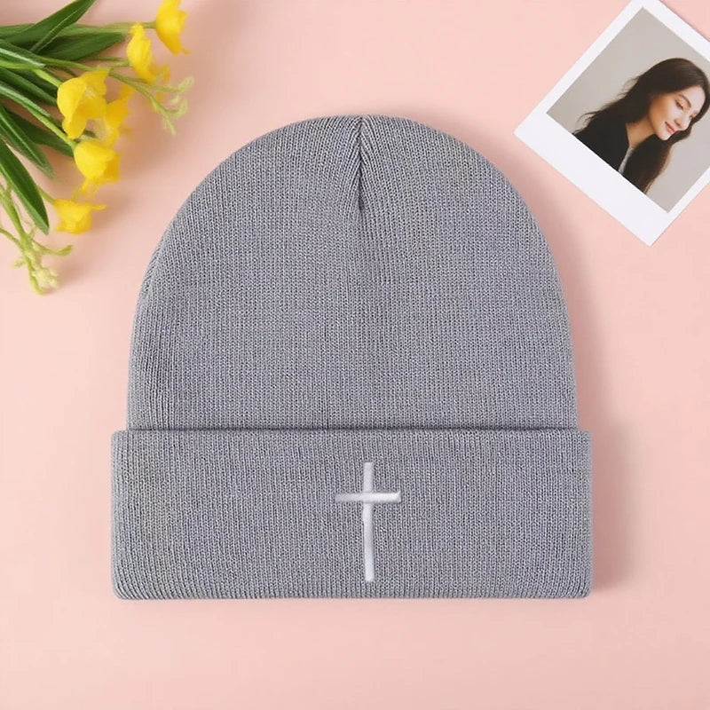 Unisex Winter Beanie — Thick, Warm Knit Hat for Running, Hiking & Cold Weather
