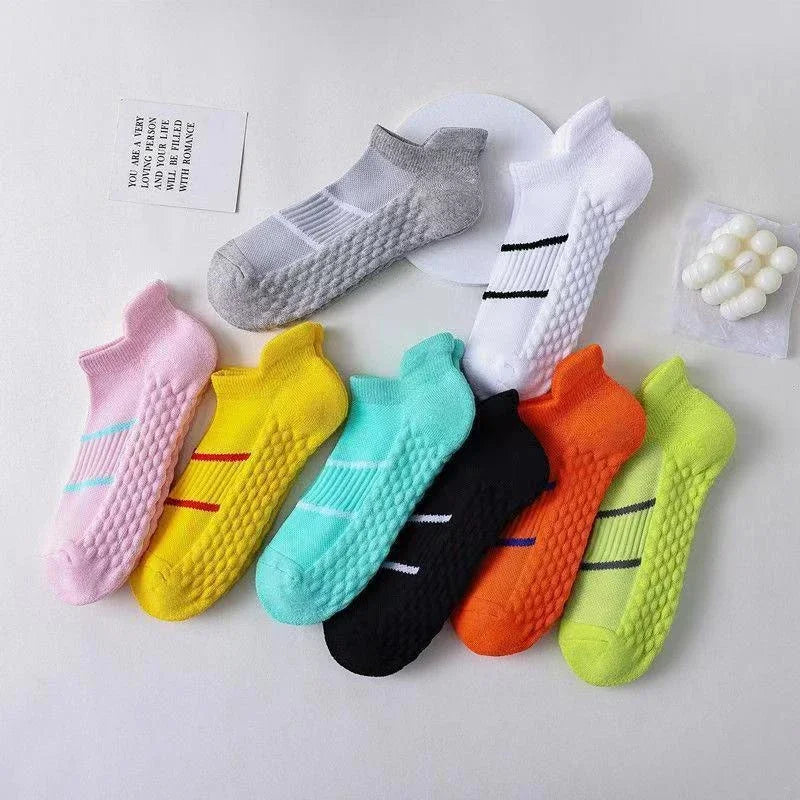 Moisture-Wicking Sock Gear: Unisex, Breathable, Anti-Slip, No-Sweat, Cotton Athletic Running Socks / Rungear