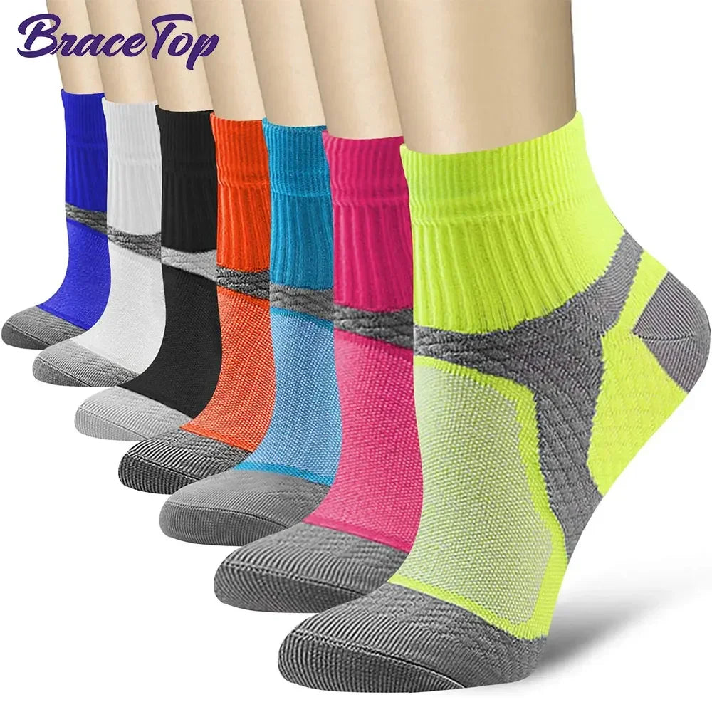 Running Compression Apparel: 1 Pair Unisex Circulation Compression, Arch Support Ankle Socks / Rungear