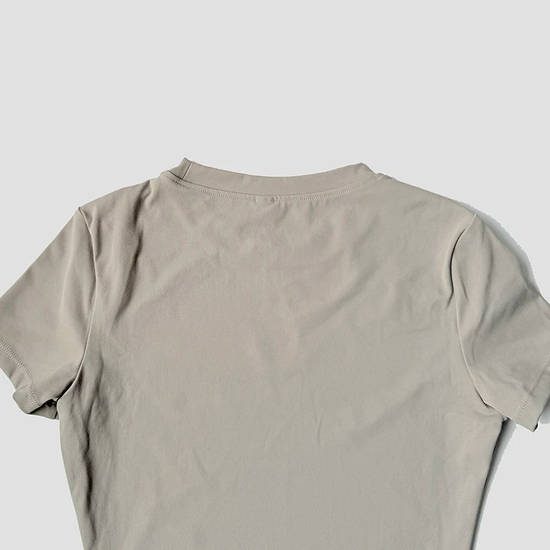 Women's Rungear Apparel: Seamless, Knitted Sportswear Fitness Set - Short Sleeved Crop Top With Gym Shorts / Rungear