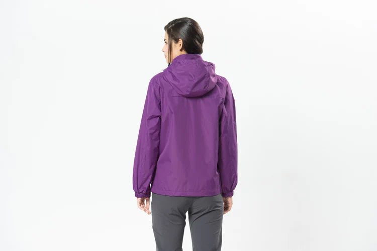 Women's Winter Running And Trail Gear: Waterproof, Windproof Windbreaker Running Jackets / Rungear
