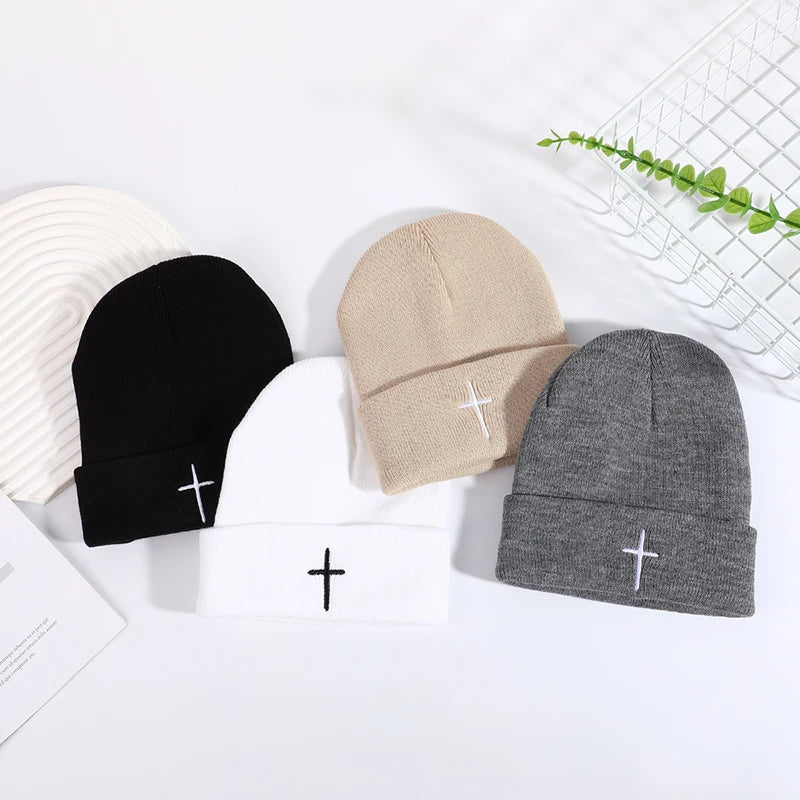 Unisex Winter Beanie — Thick, Warm Knit Hat for Running, Hiking & Cold Weather
