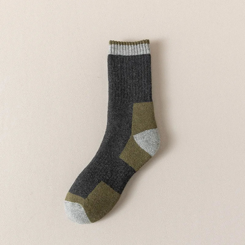 Moisture-Wicking Socks: Breathable, Winter Thermal, Thickened Warm, Moisture-Wicking Merino Wool Socks / Rungear