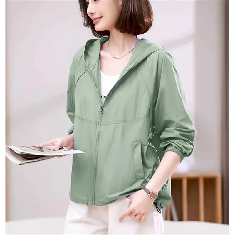 Women's Lightweight Jackets: Thin, Breathable, Sun-Protective Summer Sports Outwear Jacket / Rungear