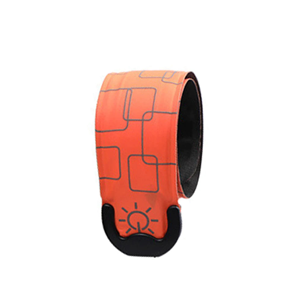 LED Safety Armband for Night Running & Cycling – Rechargeable, Reflective, Adjustable Light Band