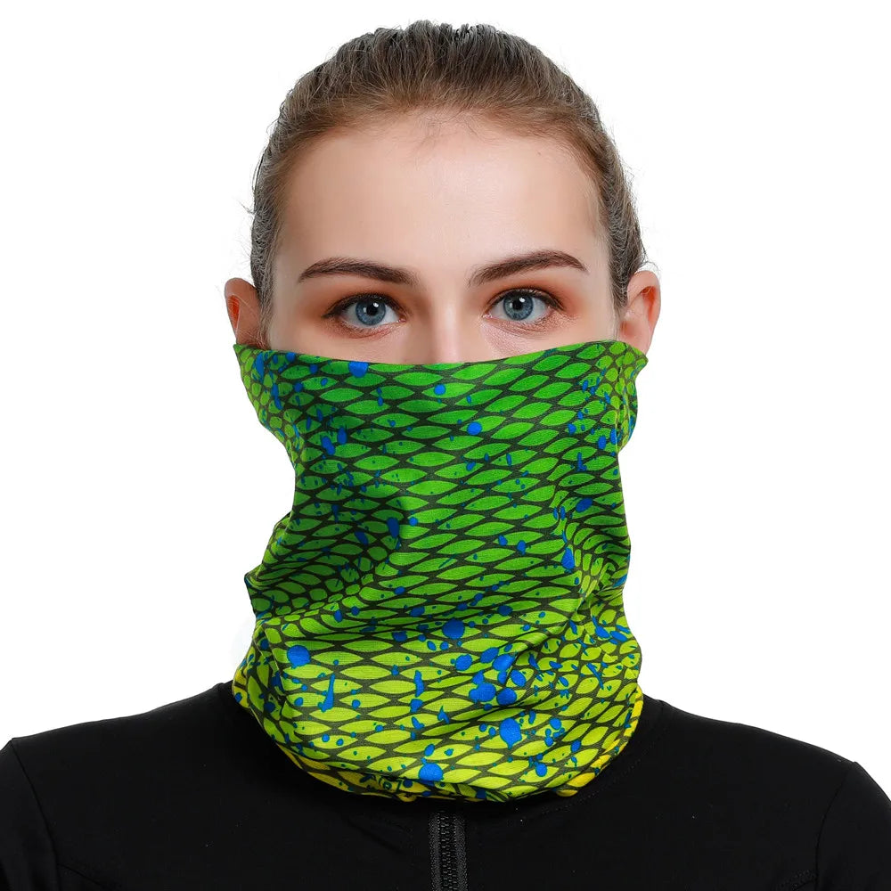 Versatile Seamless Buff for Men & Women – Gradient Bandana, Mask, Running Headband, Face Shield