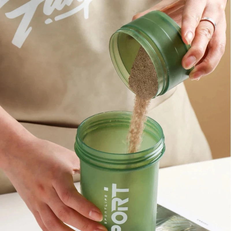 Hydration Gear Accessories: VIE LENTE 500ML Portable, Leakproof, Protein Powder Shaker Bottle for Outdoor Travel, Fitness / Rungear