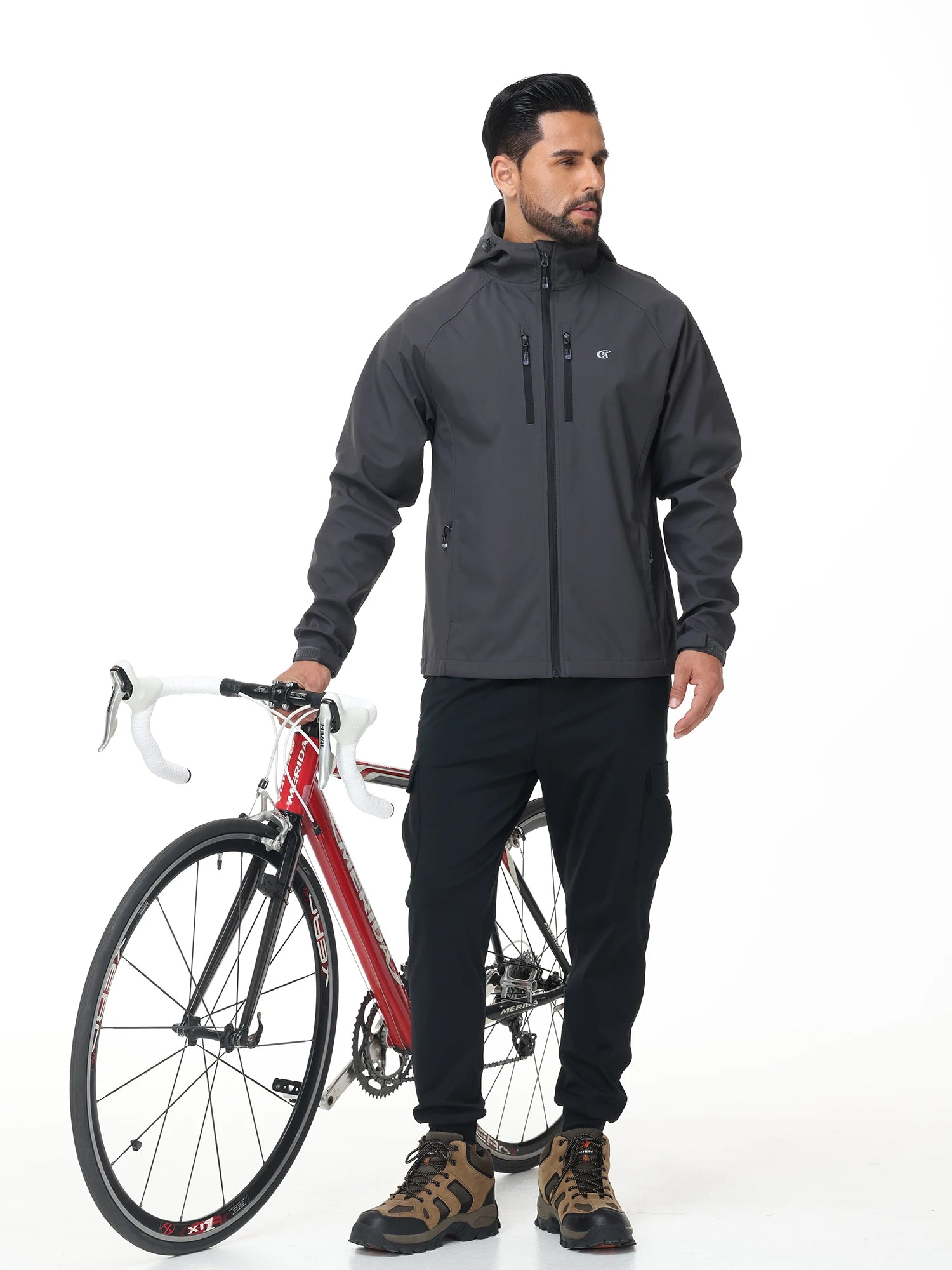 Men's Running Apparel: Lightweight, Waterproof Windbreaker Jacket With Inner Pocket / Rungear
