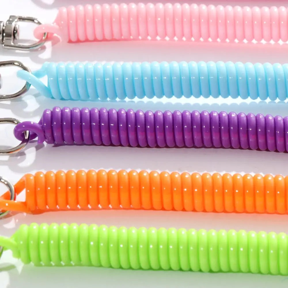 Elastic Coil Spring Wrist Keychain – Stretch Spiral Wristband Key Ring for Running, Gym & Outdoor Use | RUNGEAR
