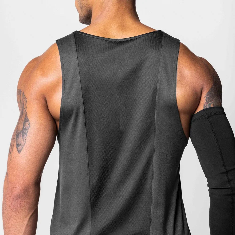 Men's Quick-Dry Apparel: Sleeveless, Breathable Mesh, Quick-Dry Workout Fitness Tank Top Singlet / Rungear