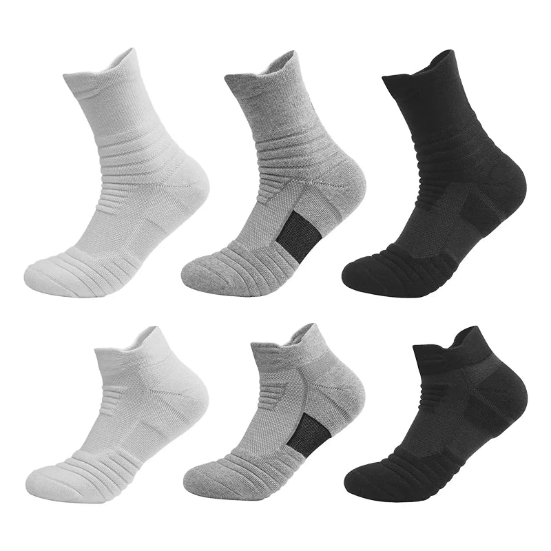 Moisture-Wicking Socks: WRELS Athletic, Moisture-Wicking, Cushioned Arch Support, Sports Crew Socks for Running, Hiking / Rungear
