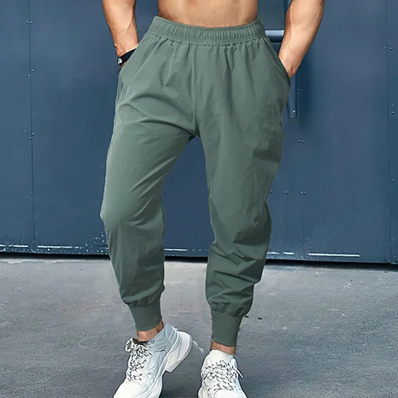 Men's Jogger Sweatpants | Stretch Running & Fitness Trousers for Gym, Jogging & Hiking | RUNGEAR