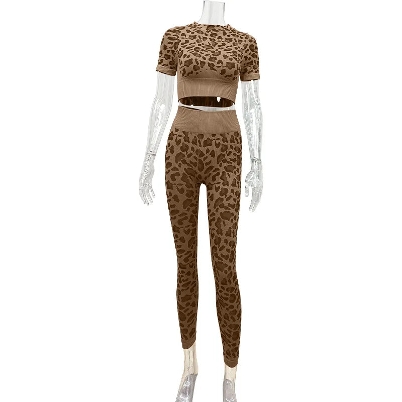 Women's Compression Apparel: 2PC Leopard, Seamless, Activewear Tracksuit Workout Clothes / Rungear