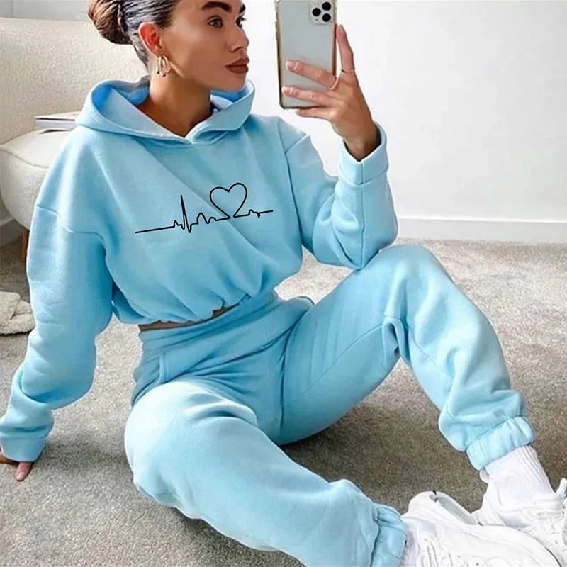 Women Winter Apparel: Sports 2 PC Sweatshirt Pullover Hoodie and Sweatpants Outfits 2025 / Rungear
