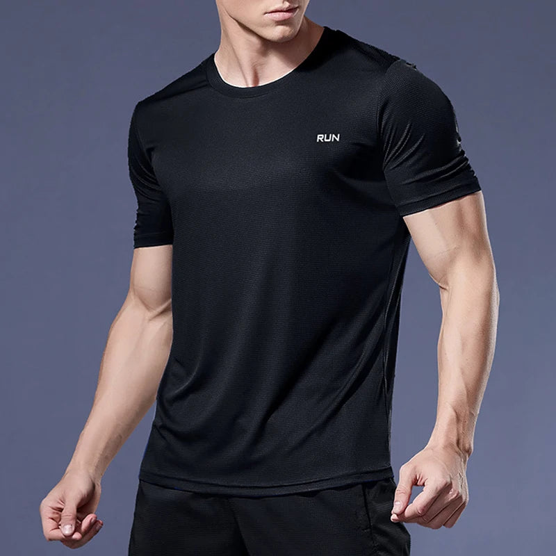 Men's Oversized Gym T-Shirt – Quick-Dry Short Sleeve Fitness Top for Running, Bodybuilding & Sport | RUNGEAR