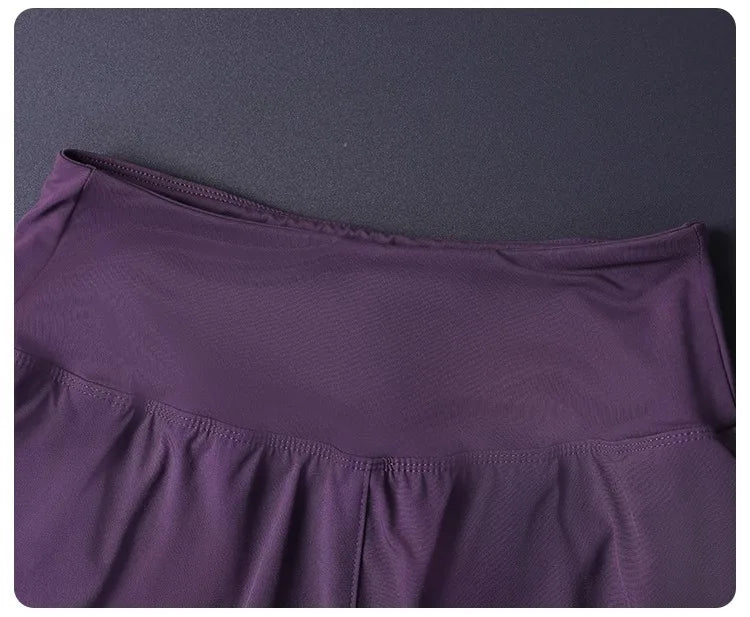 Women's Quick Dry Shorts: Lightweight, Breathable, Split Side 2 in 1 Fitness Shorts with Pockets / Rungear