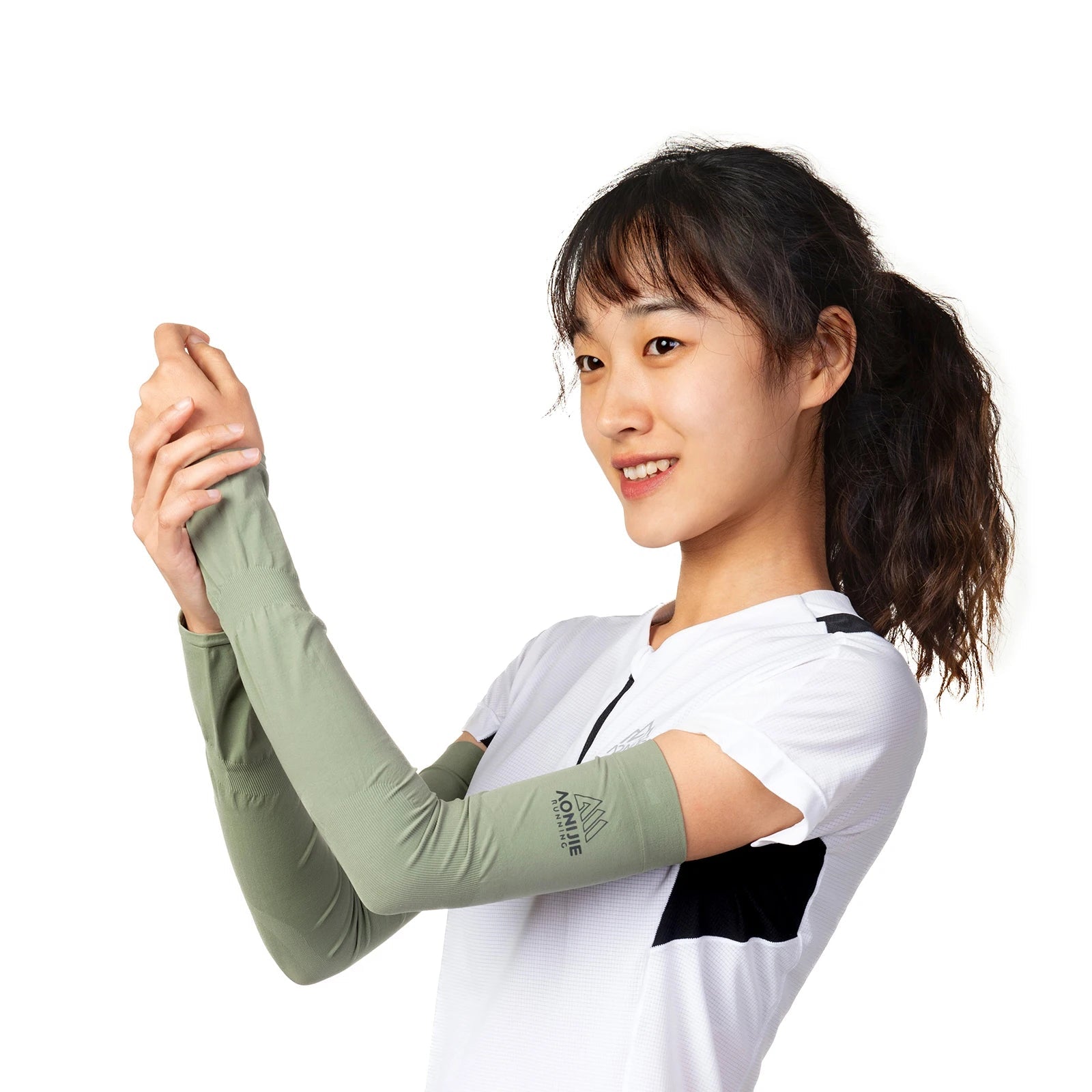 AONIJIE E4122 Quick-Dry Sunscreen Ice Sleeves – UV Protection for Running, Cycling & Outdoor Sports