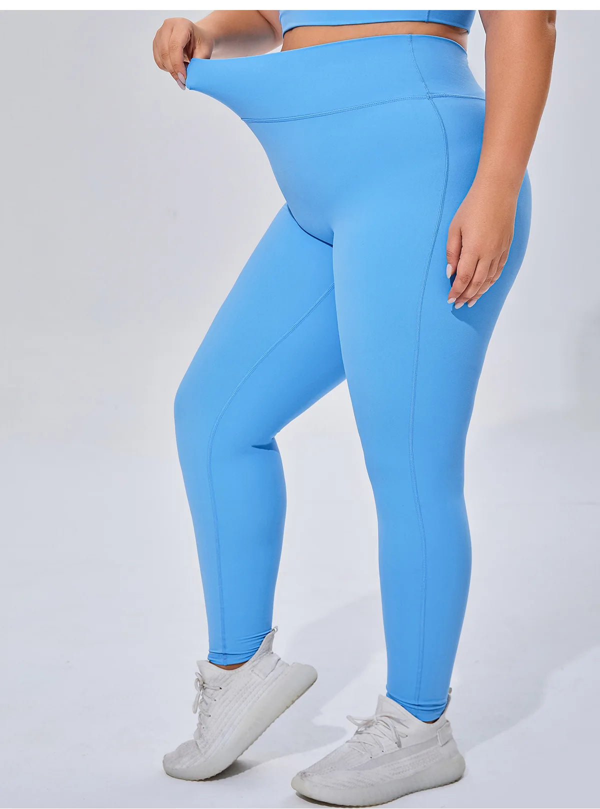 Plus Size Women's Running Apparel: Quick-Dry, Comfortable, High Stretch, Breathable Sports Bra And High Stretch Breathable Leggings / Rungear