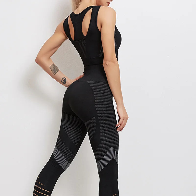 Women's Activewear Sets: Seamless, Sports Fitness, High Waist Hip-Lifting Stretch Leggings And Top for Women / Rungear