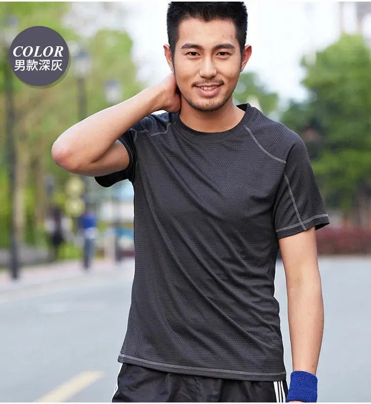 Men's Running Apparel: Mesh Short Sleeve, Moisture-Wicking, Lightweight T-Shirts / Rungear