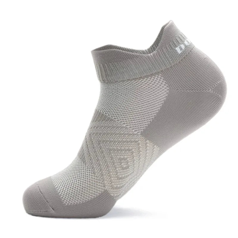 Athletic Nylon, Bright Colour, Outdoor, Breathable, Quick-Drying Ankle Socks - Gears For Runners / Rungear