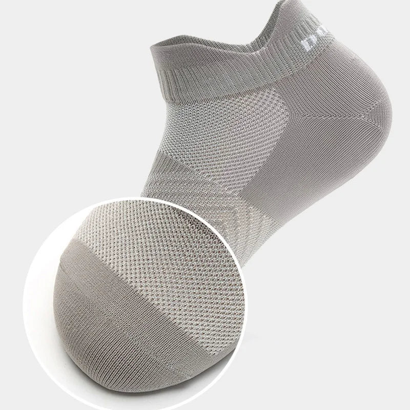 Athletic Nylon, Bright Colour, Outdoor, Breathable, Quick-Drying Ankle Socks - Gears For Runners / Rungear