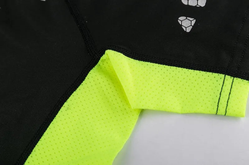 Running Apparel For Men: Short Sleeved, High Quality,  Fitness Sportswear Shirt / Rungear