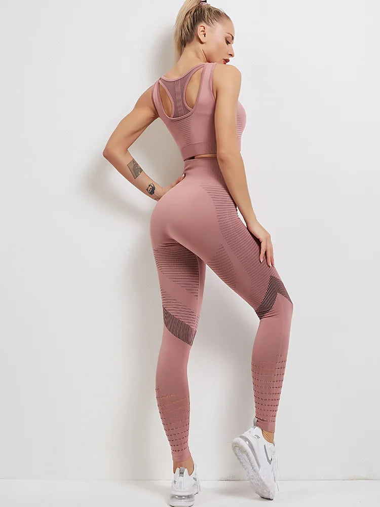 Women's Activewear Sets: Seamless, Sports Fitness, High Waist Hip-Lifting Stretch Leggings And Top for Women / Rungear