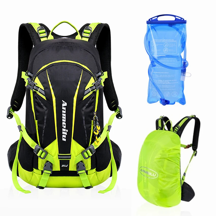 Trail Gear Accessories: 20L Waterproof, Breathable, Lightweight Hydration Backpack With Bladder and Rain Cover / Rungear