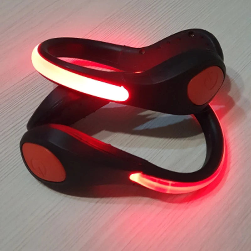 Safety Gear Accessories: LED Luminous Strong Night Safety Shoe Clip Light for Running, Cycling, Hiking / Rungear