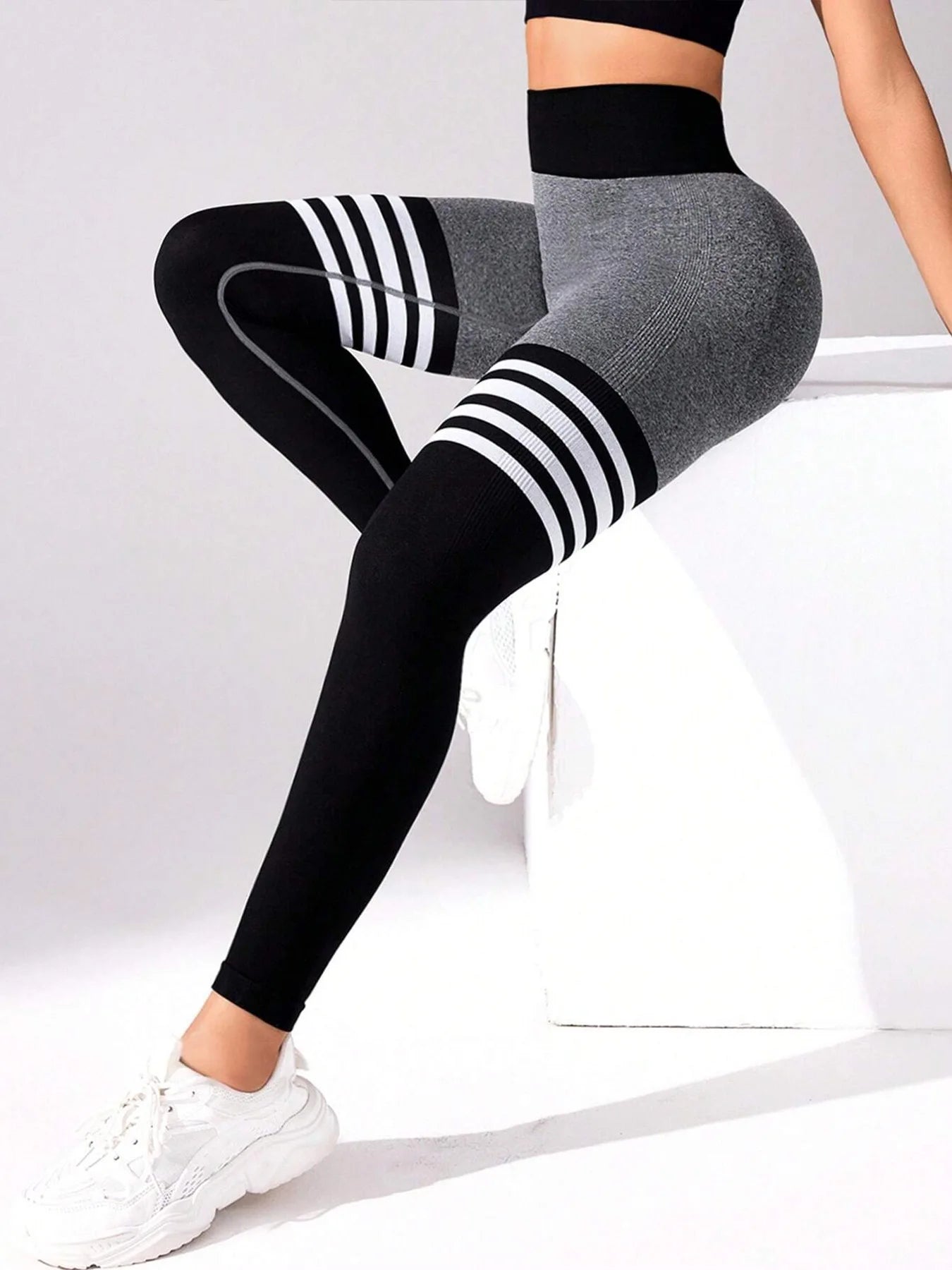 Women's Compression Pants: V Back, Lifting, Athletic, Fitness Training Leggings / Rungear
