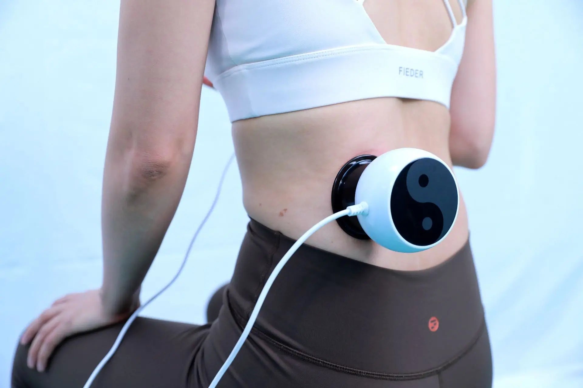 Running Tech Accessories: NEW Intelligent Vacuum Cupping Therapy - Remote Controlled Cupping Device, Smart Electric Gua Sha Cupping Machine / Rungear