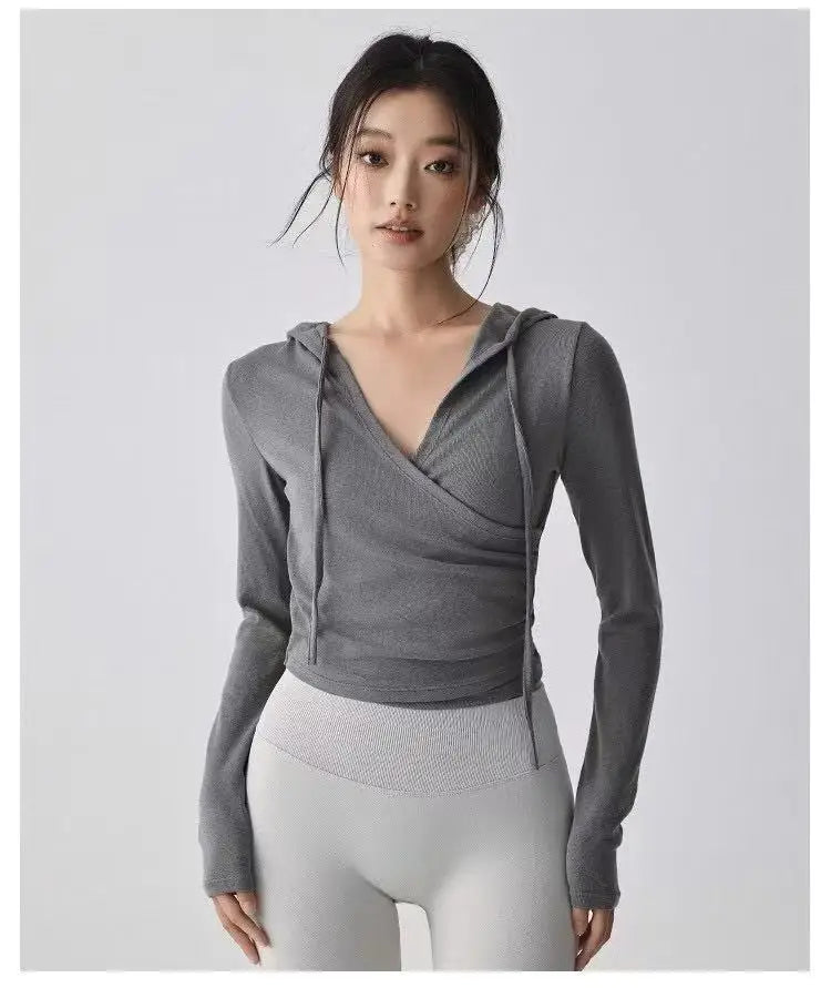 Women's Activewear Apparel: Hooded, Long-Sleeved, V-Neck Fitness Top for Training / Rungear