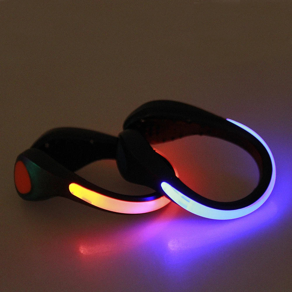 Safety Gear Accessories: LED Luminous Strong Night Safety Shoe Clip Light for Running, Cycling, Hiking / Rungear