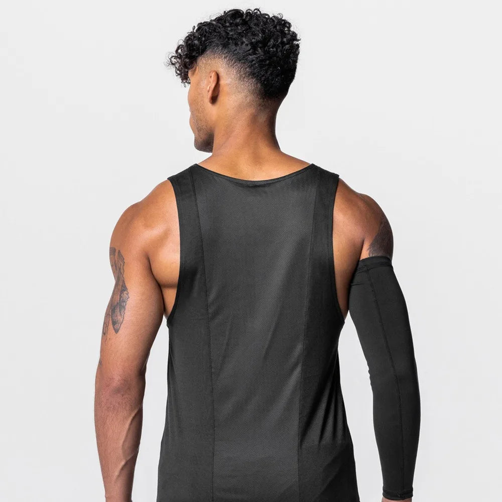 Men's Quick-Dry Apparel: Sleeveless, Breathable Mesh, Quick-Dry Workout Fitness Tank Top Singlet / Rungear
