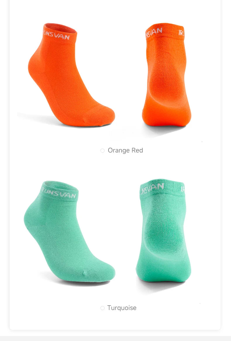 Anti-Pilling Breathable Moisture-Wicking Socks With Antibacterial And Odour-Proof Technology.