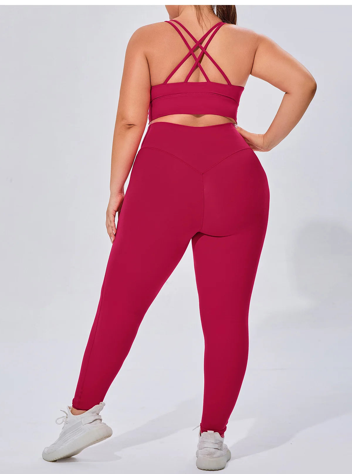 Plus Size Women's Running Apparel: Quick-Dry, Comfortable, High Stretch, Breathable Sports Bra And High Stretch Breathable Leggings / Rungear