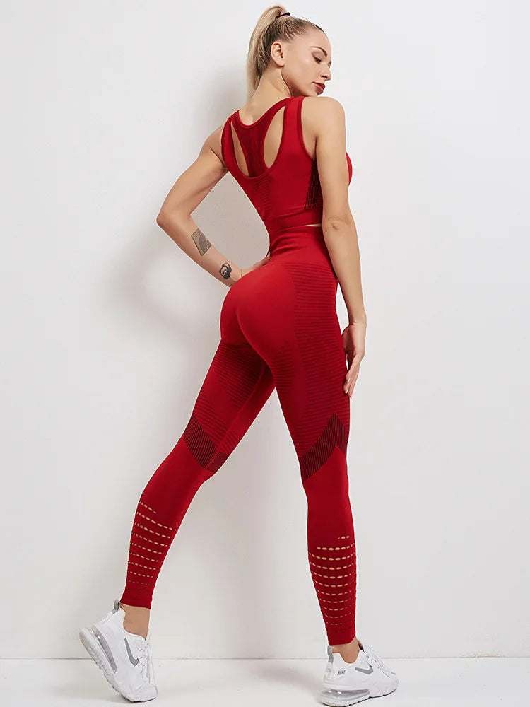 Women's Activewear Sets: Seamless, Sports Fitness, High Waist Hip-Lifting Stretch Leggings And Top for Women / Rungear