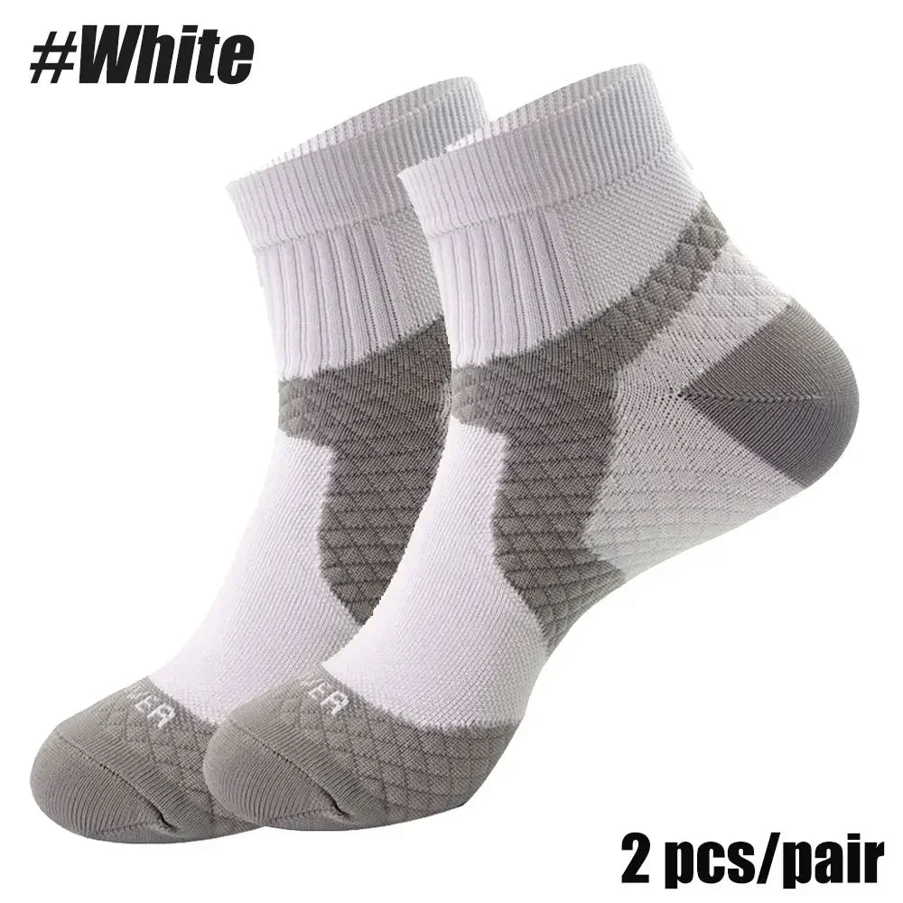 Running Compression Apparel: 1 Pair Unisex Circulation Compression, Arch Support Ankle Socks / Rungear
