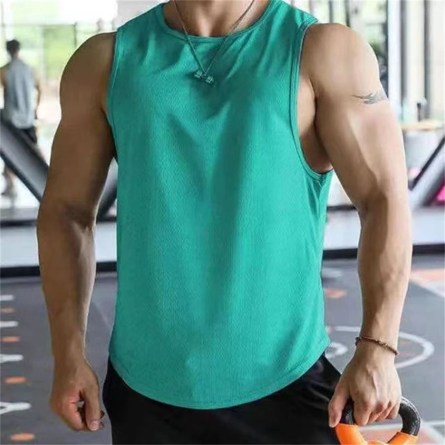 Men's Running Apparel: Sleeveless, Mesh Material, Quick-Dry, Breathable, Workout Fitness Top / Rungear