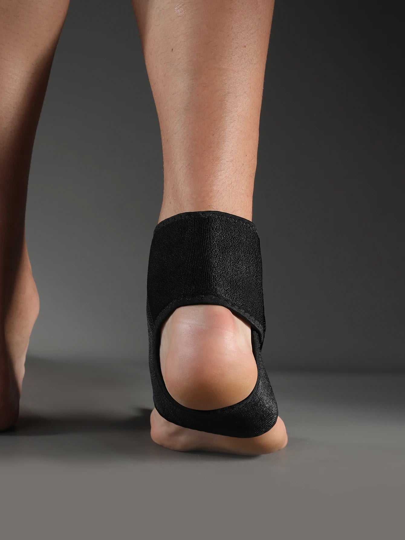 Recovery Gear Accessories: 1 PC Adjustable Neoprene Ankle Support for Running, Walking, Hiking, All Sports / Rungear