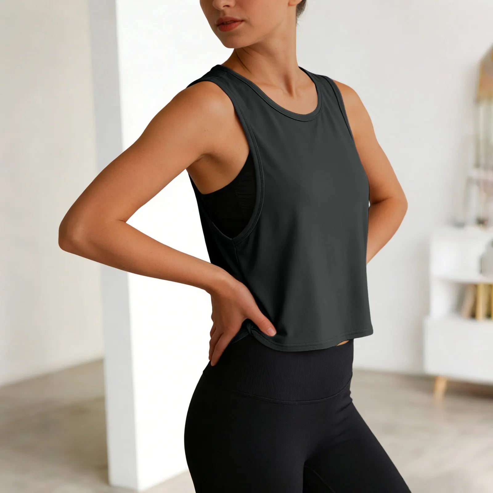 Women's Running Apparel: Lightweight, Sleeveless Casual Loose Fit, Cropped Sports Tank Top / Rungear