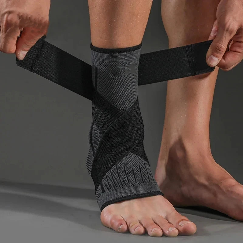 Recovery Gear Accessories: Adjustable Ankle Support Compression Protector for Running, Hiking and All Sports / Rungear