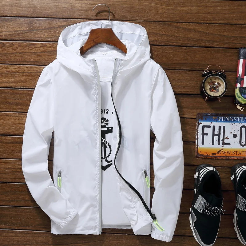 Men's Running Apparel: Long Sleeved ,Breathable, Quick-Drying Reflective Windbreaker / Rungear